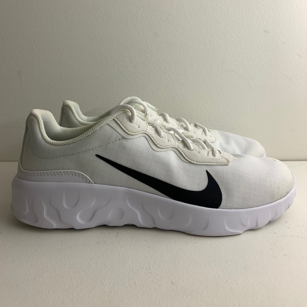 Nike Explore Strada “Summit White” Women’s 9